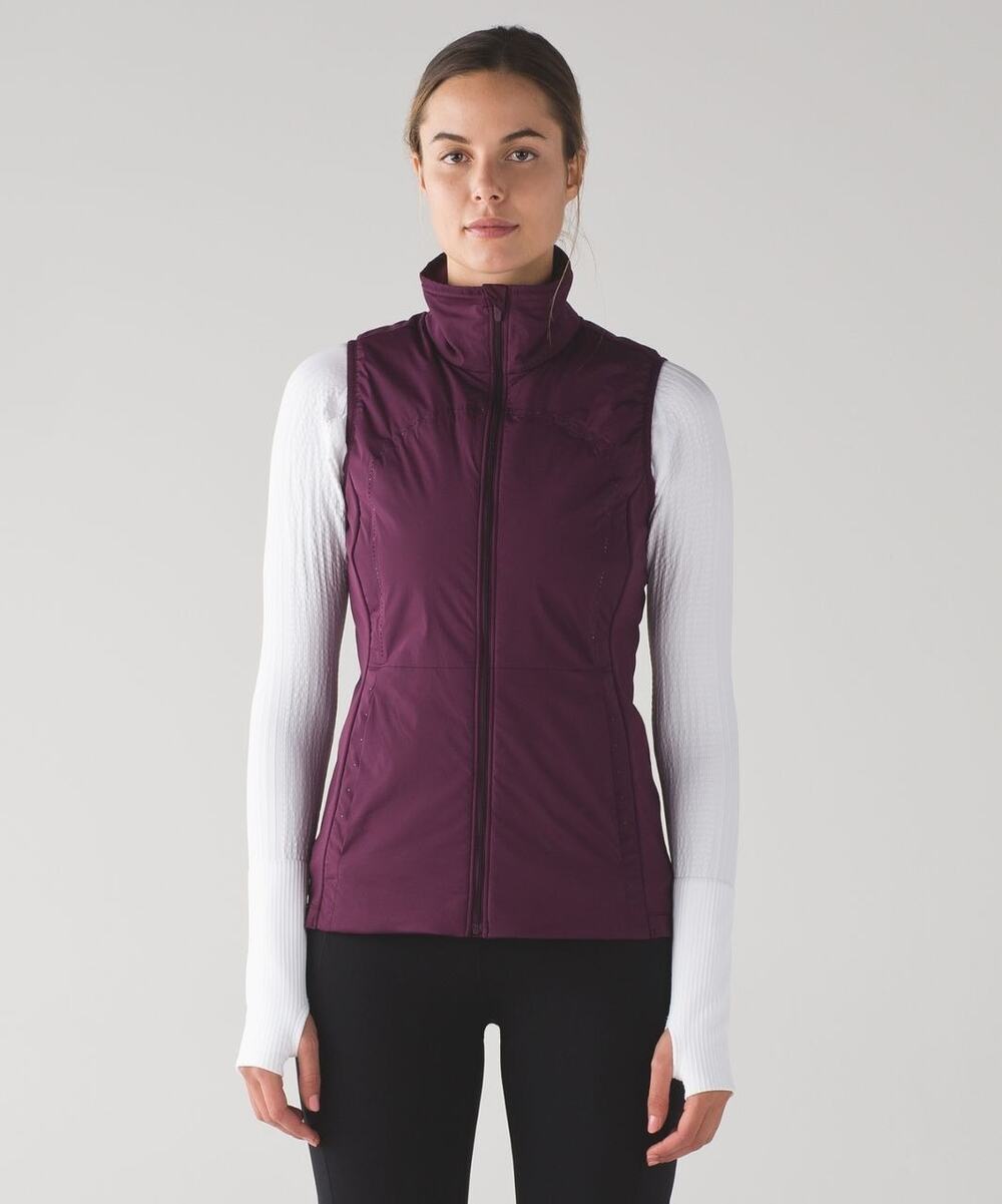 Lululemon Run For Cold Vest Purple plum Stretch Zip Atlantic Run size 8